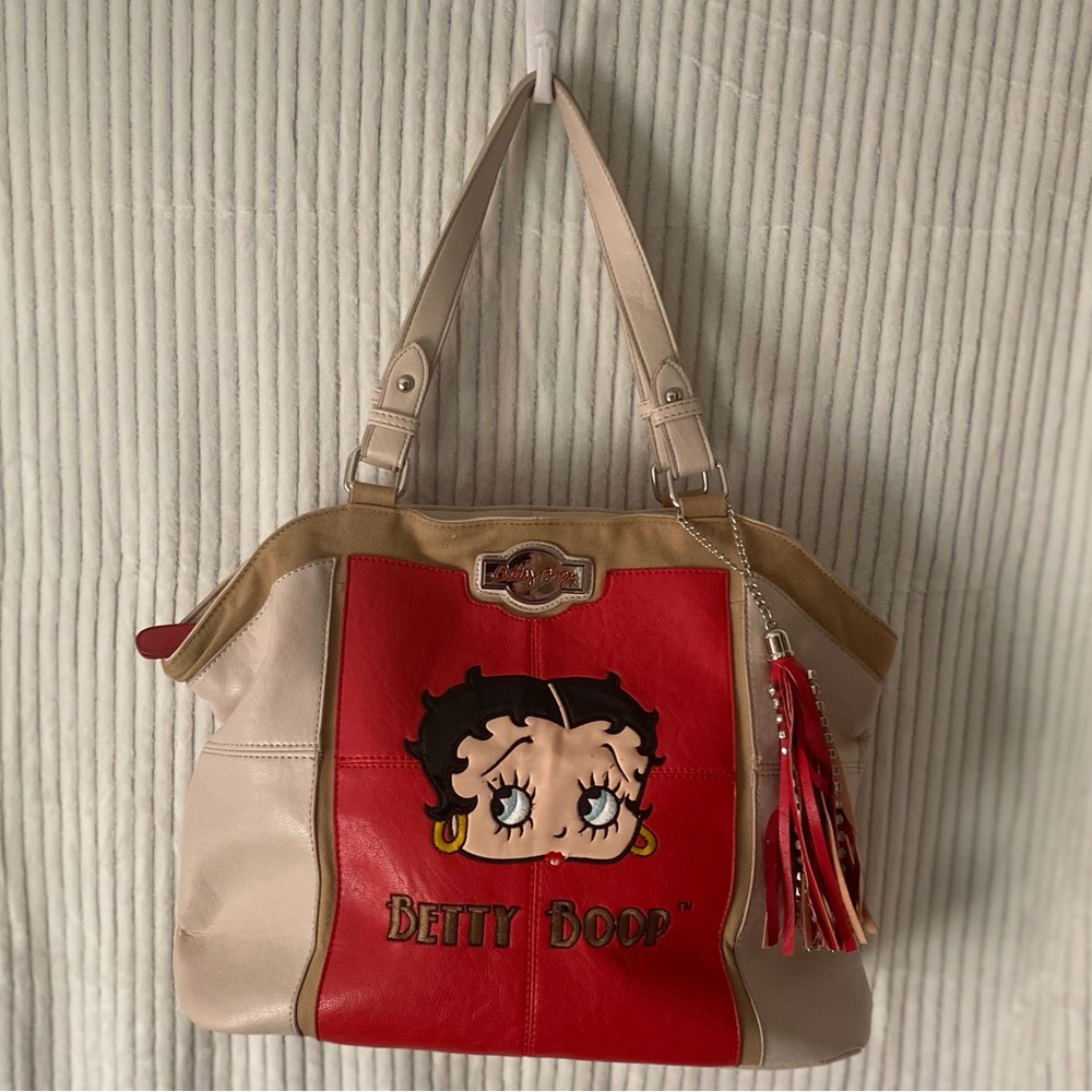Betty Boop Red and Tan Shoulder Bag / Bk.Pouch